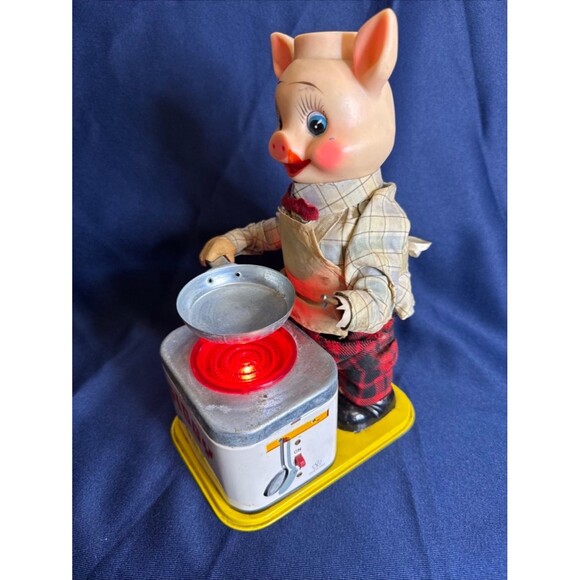 Vintage Tin 1950s Piggy Cook Battery Operated Toy Japan Parts or Repair - Picture 2 of 9